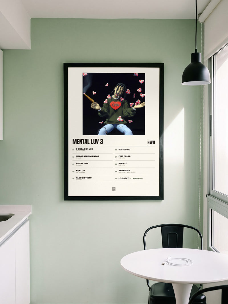 Póster de Mental Luv 3 de Hwii enmarcado en una pared, en un ambiente distinto