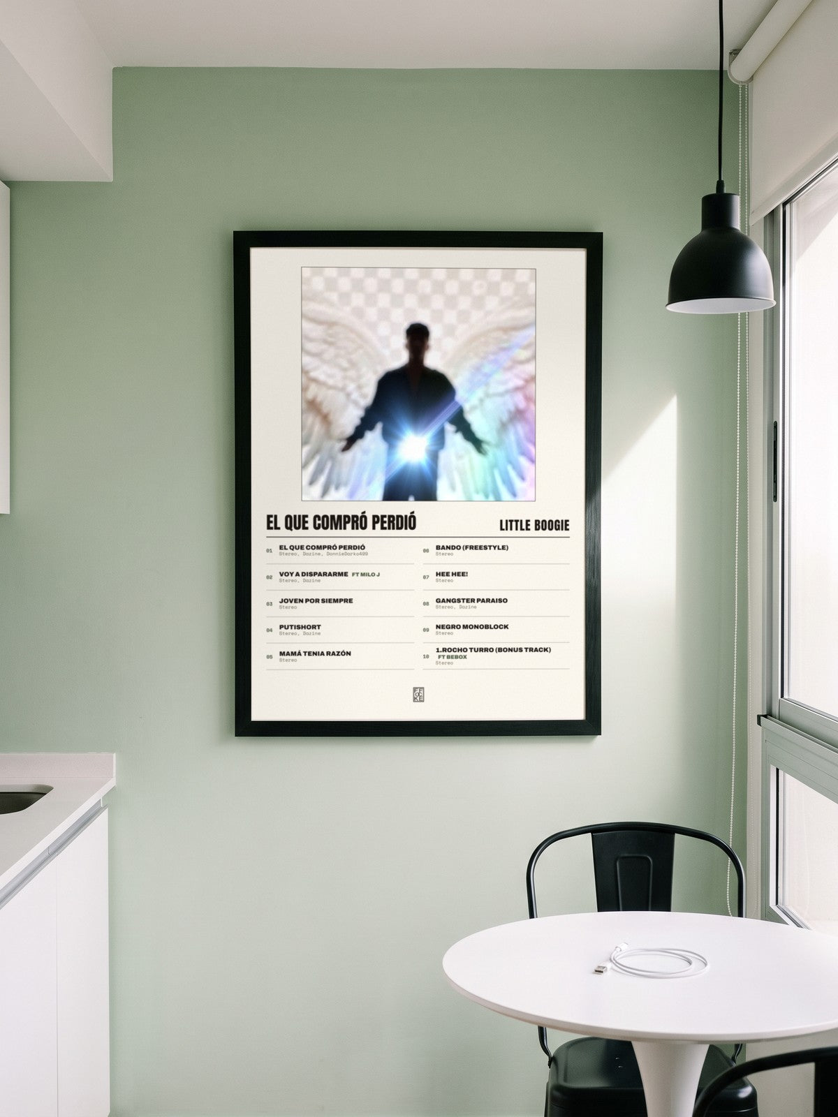 Póster de EL QUE COMPRÓ PERDIÓ de Little Boogie enmarcado en una pared