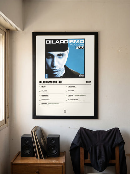 Póster de Bilardismo Mixtape de 2UU! enmarcado en una pared