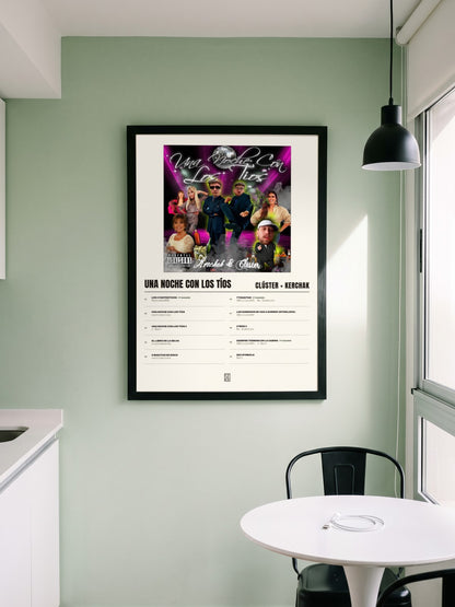 Póster de Una Noche Con Los Tíos de Clúster × KERCHAK enmarcado en una pared