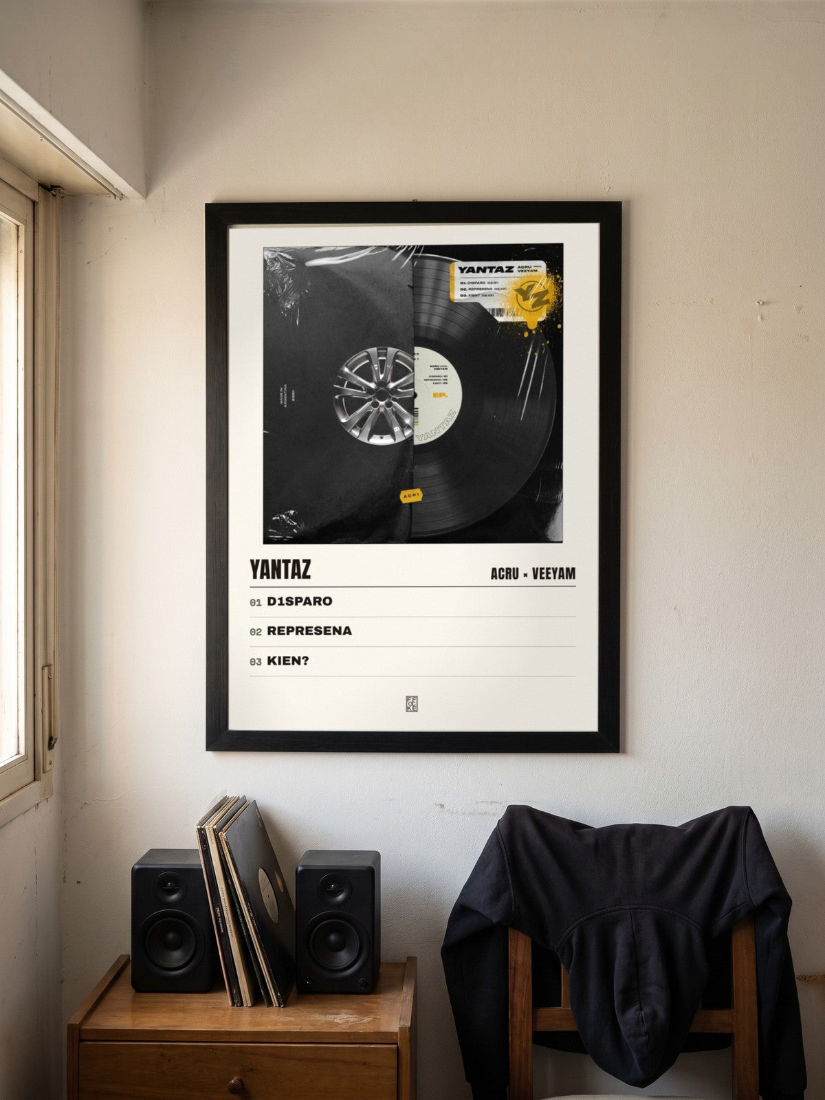 Póster de YANTAZ de ACRU × Veeyam enmarcado en una pared
