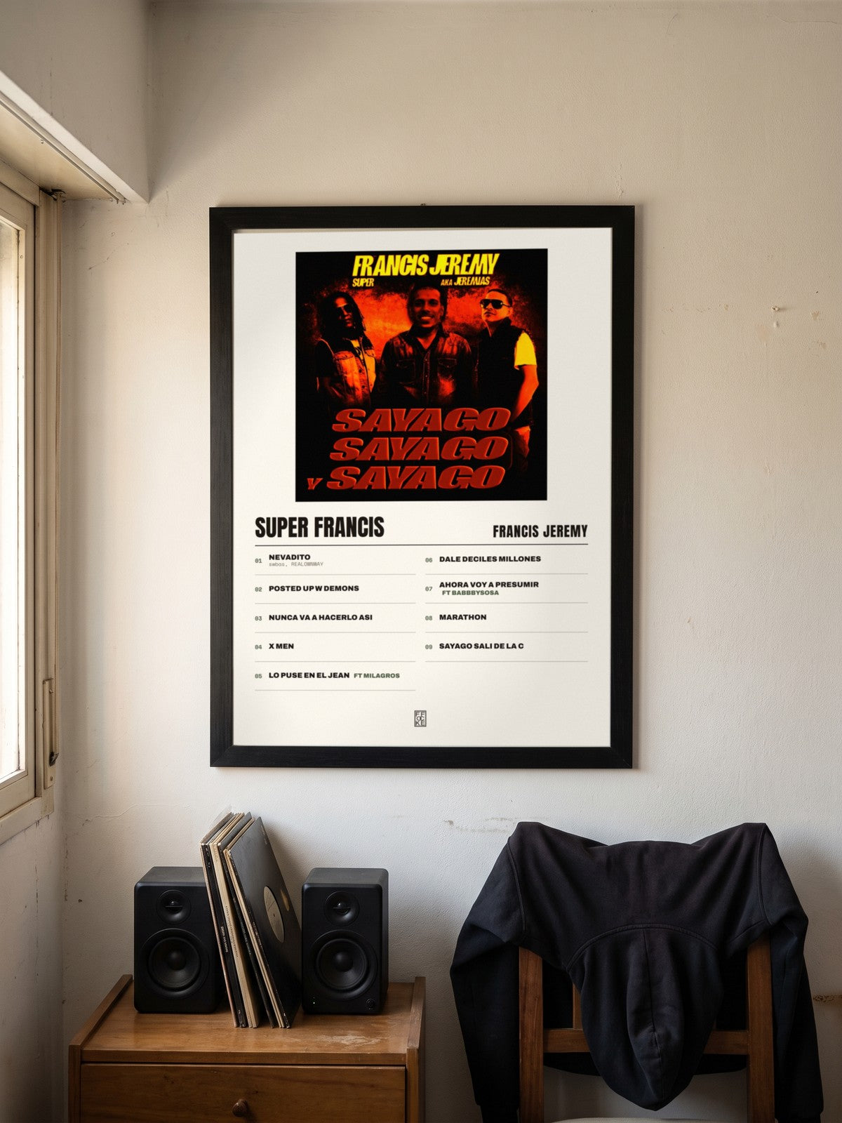Póster de SUPER FRANCIS de Francis Jeremy enmarcado en una pared