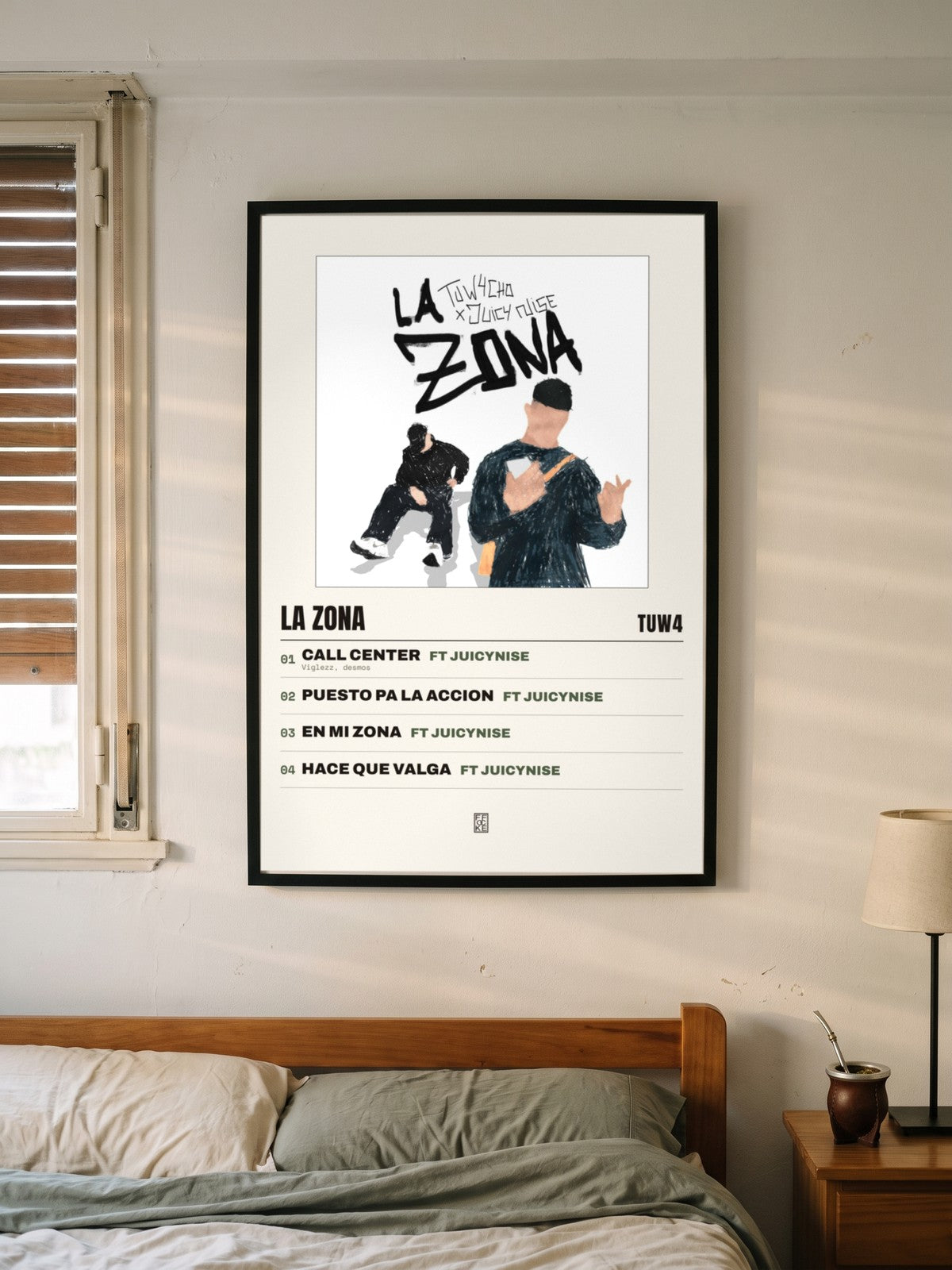 Póster de La zona de tuw4 enmarcado en una pared