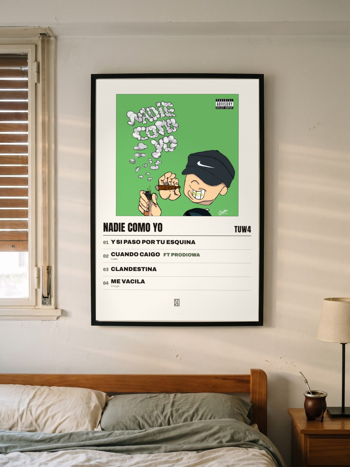 Póster de NADIE COMO YO de tuw4 enmarcado en una pared