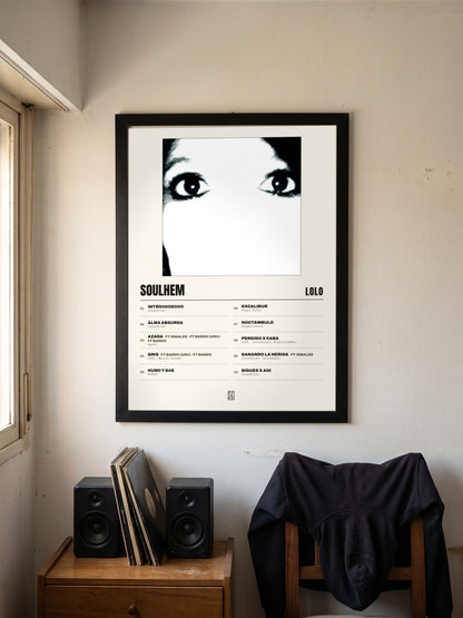Póster de SOULHEM de LoLo enmarcado en una pared
