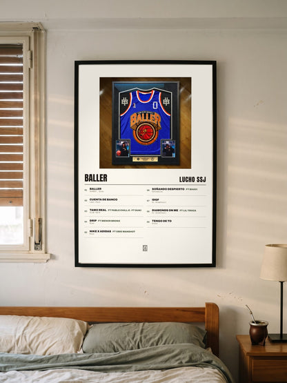 Póster de Baller de Lucho SSJ enmarcado en una pared