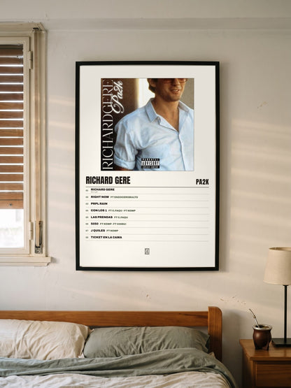 Póster de Richard Gere de Pa2k enmarcado en una pared