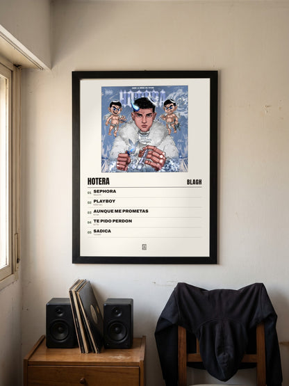 Póster de HOTERA de Blagh enmarcado en una pared