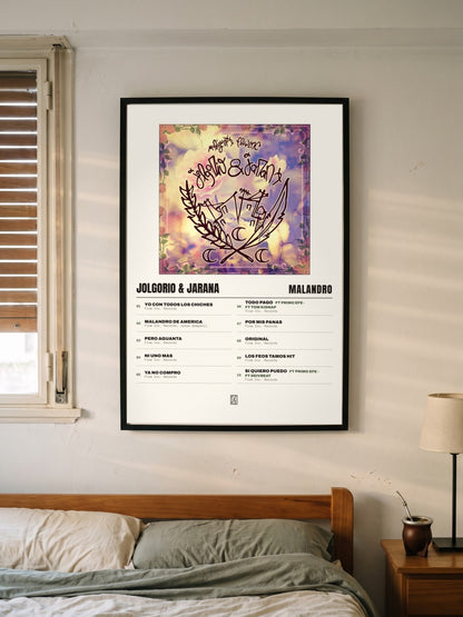 Póster de Jolgorio & Jarana de Malandro enmarcado en una pared