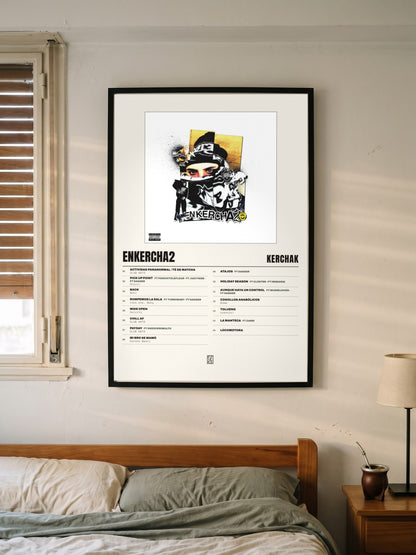 Póster de Enkercha2 de KERCHAK enmarcado en una pared