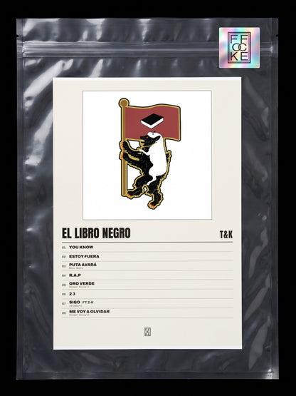 Póster de El Libro Negro de T&K en una bolsa sellada con sticker FFOCKE
