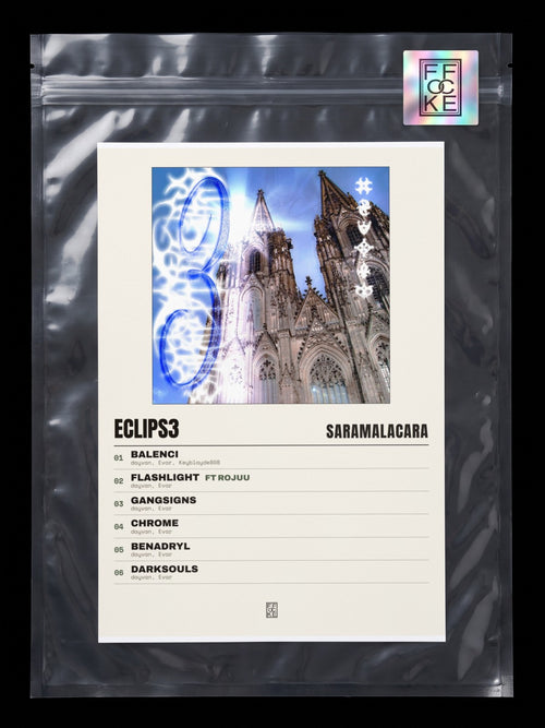 Póster de eclips3 de Saramalacara en una bolsa sellada con sticker FFOCKE