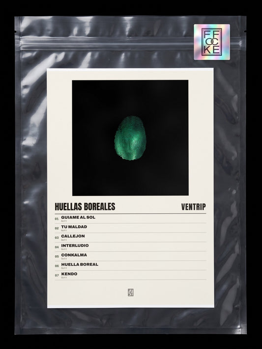 Póster de Huellas Boreales de Ventrip en una bolsa sellada con sticker FFOCKE