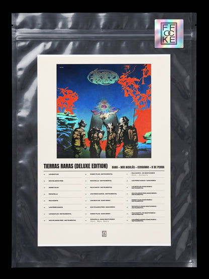 Póster de Tierras Raras (Deluxe Edition) de Dano × Mir Nicolás × Cerounno × H de Perra en una bolsa sellada con sticker FFOCKE