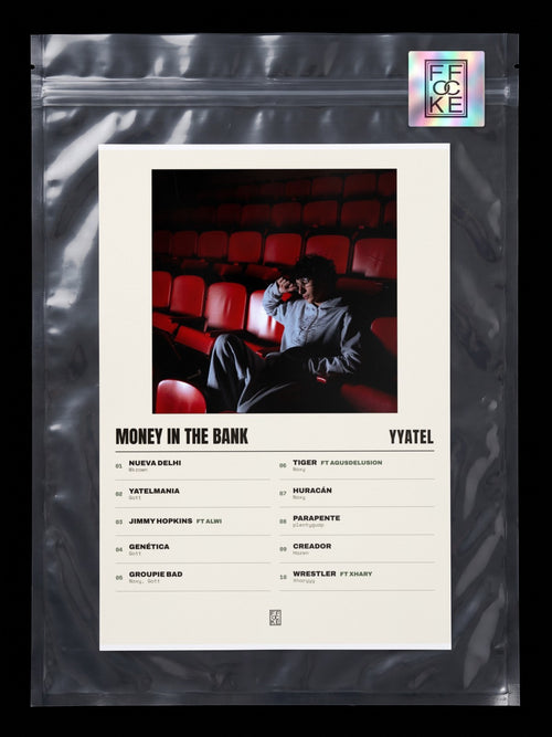 Póster de Money in the Bank de yyatel en una bolsa sellada con sticker FFOCKE
