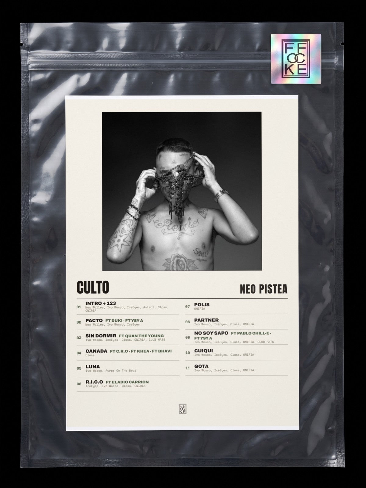 Póster de CULTO de Neo Pistea en una bolsa sellada con sticker FFOCKE