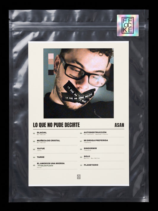 Póster de lo que no pude decirte de Asan en una bolsa sellada con sticker FFOCKE