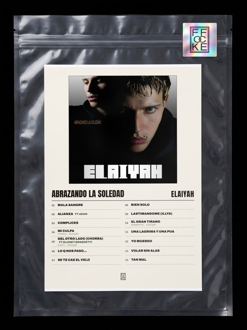 Póster de abrazando la soledad de elaiyah en una bolsa sellada con sticker FFOCKE