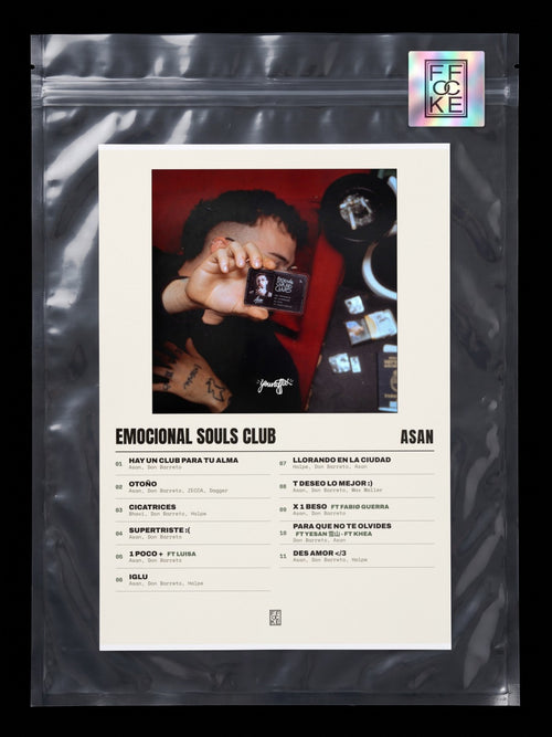 Póster de Emocional Souls Club de Asan en una bolsa sellada con sticker FFOCKE