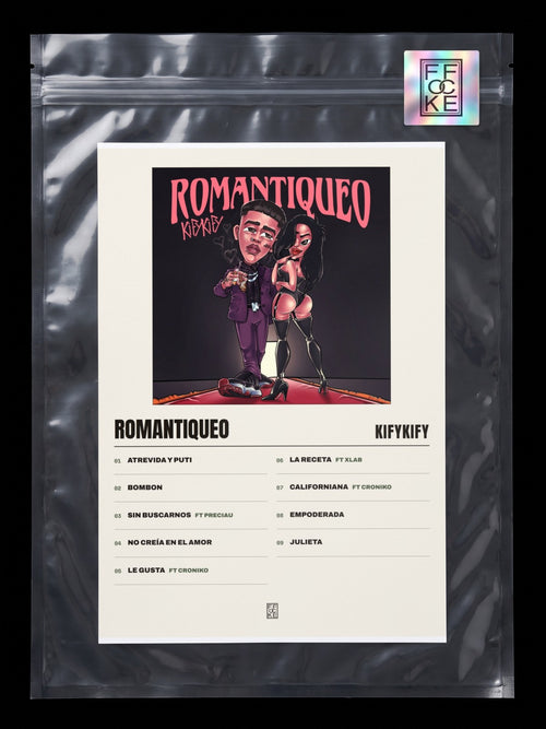 Póster de Romantiqueo de Kifykify en una bolsa sellada con sticker FFOCKE