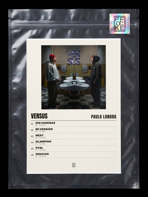 Póster de VERSUS de Paulo Londra en una bolsa sellada con sticker FFOCKE