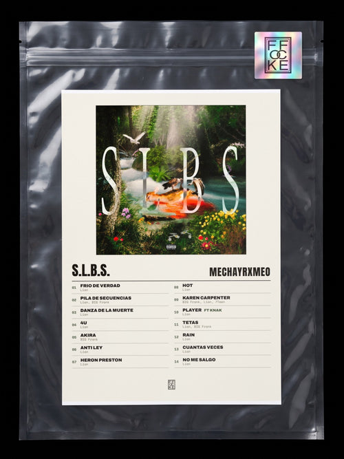 Póster de S.L.B.S. de MECHAYRXMEO en una bolsa sellada con sticker FFOCKE