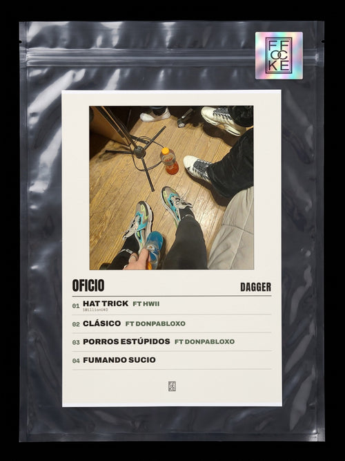 Póster de Oficio de Dagger en una bolsa sellada con sticker FFOCKE