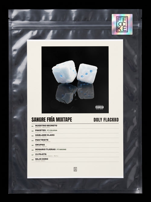 Póster de Sangre Fría Mixtape de Doly Flackko en una bolsa sellada con sticker FFOCKE