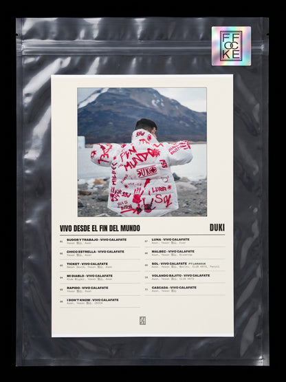 Póster de Vivo Desde el Fin del Mundo de Duki en una bolsa sellada con sticker FFOCKE