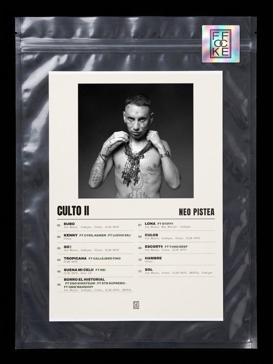 Póster de CULTO II de Neo Pistea en una bolsa sellada con sticker FFOCKE