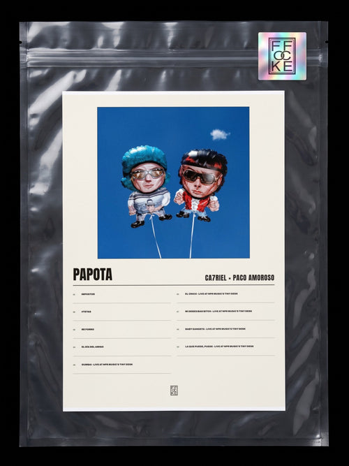 Póster de PAPOTA de CA7RIEL × Paco Amoroso en una bolsa sellada con sticker FFOCKE