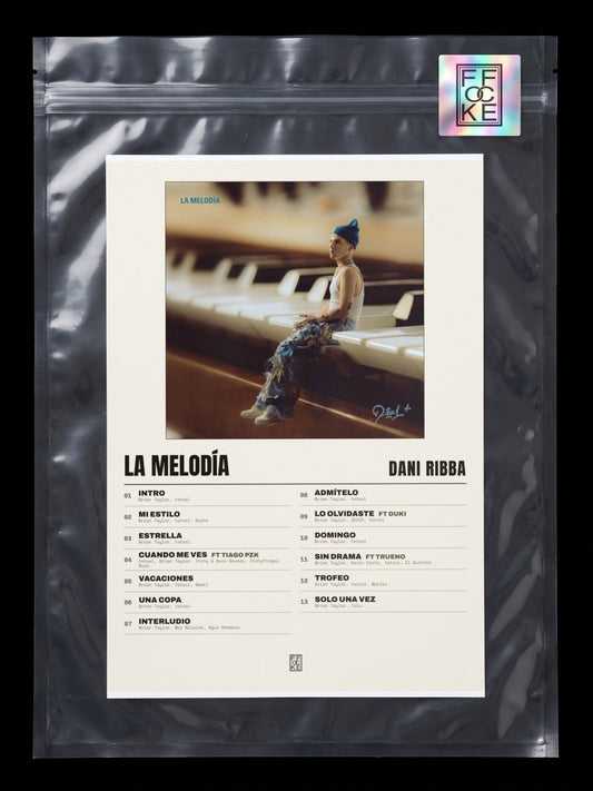 Póster de La Melodía de Dani Ribba en una bolsa sellada con sticker FFOCKE