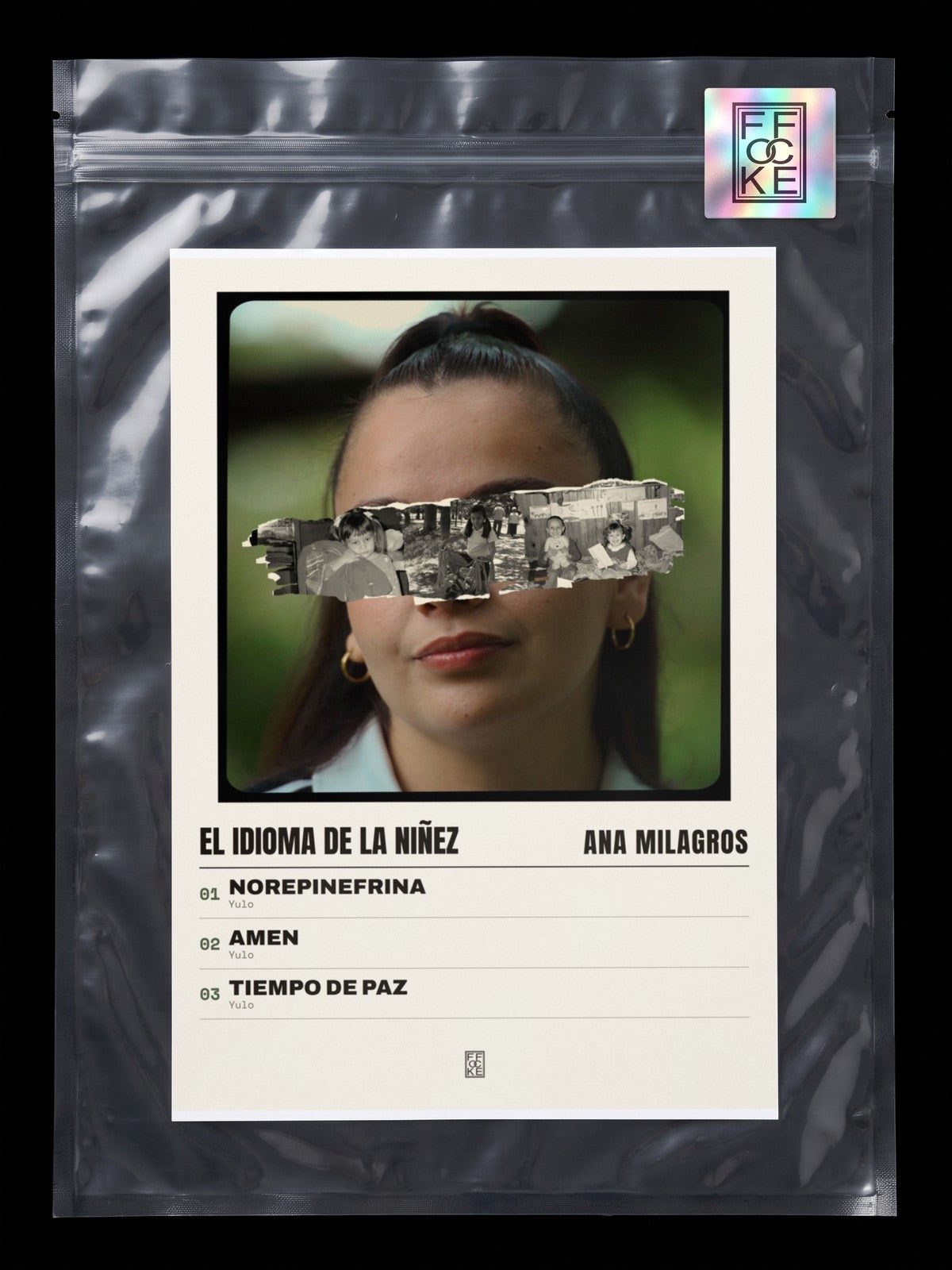 Póster de EL IDIOMA DE LA NIÑEZ de Ana Milagros en una bolsa sellada con sticker FFOCKE