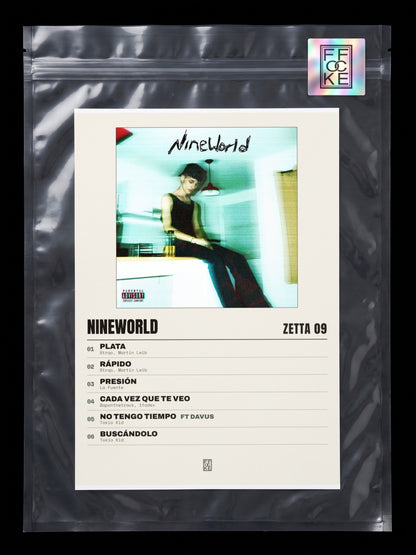 Póster de Nineworld de Zetta 09 en una bolsa sellada con sticker FFOCKE