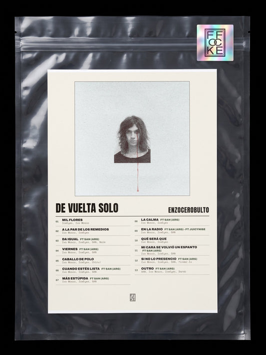 Póster de De vuelta solo de enzocerobulto en una bolsa sellada con sticker FFOCKE