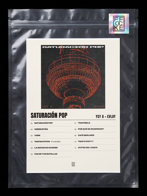 Póster de SATURACIÓN POP de YSY A × Evlay en una bolsa sellada con sticker FFOCKE