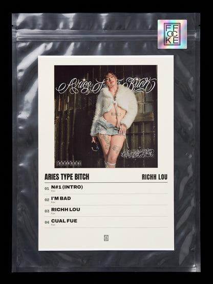 Póster de Aries Type Bitch de Richh lou en una bolsa sellada con sticker FFOCKE