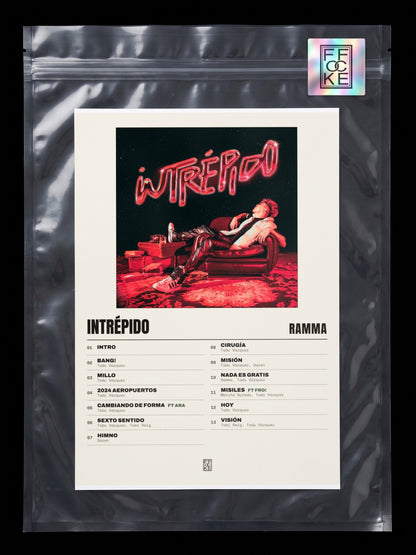 Póster de INTRÉPIDO de Ramma en una bolsa sellada con sticker FFOCKE