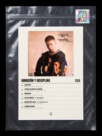 Póster de Ambición y Disciplina de Zica en una bolsa sellada con sticker FFOCKE